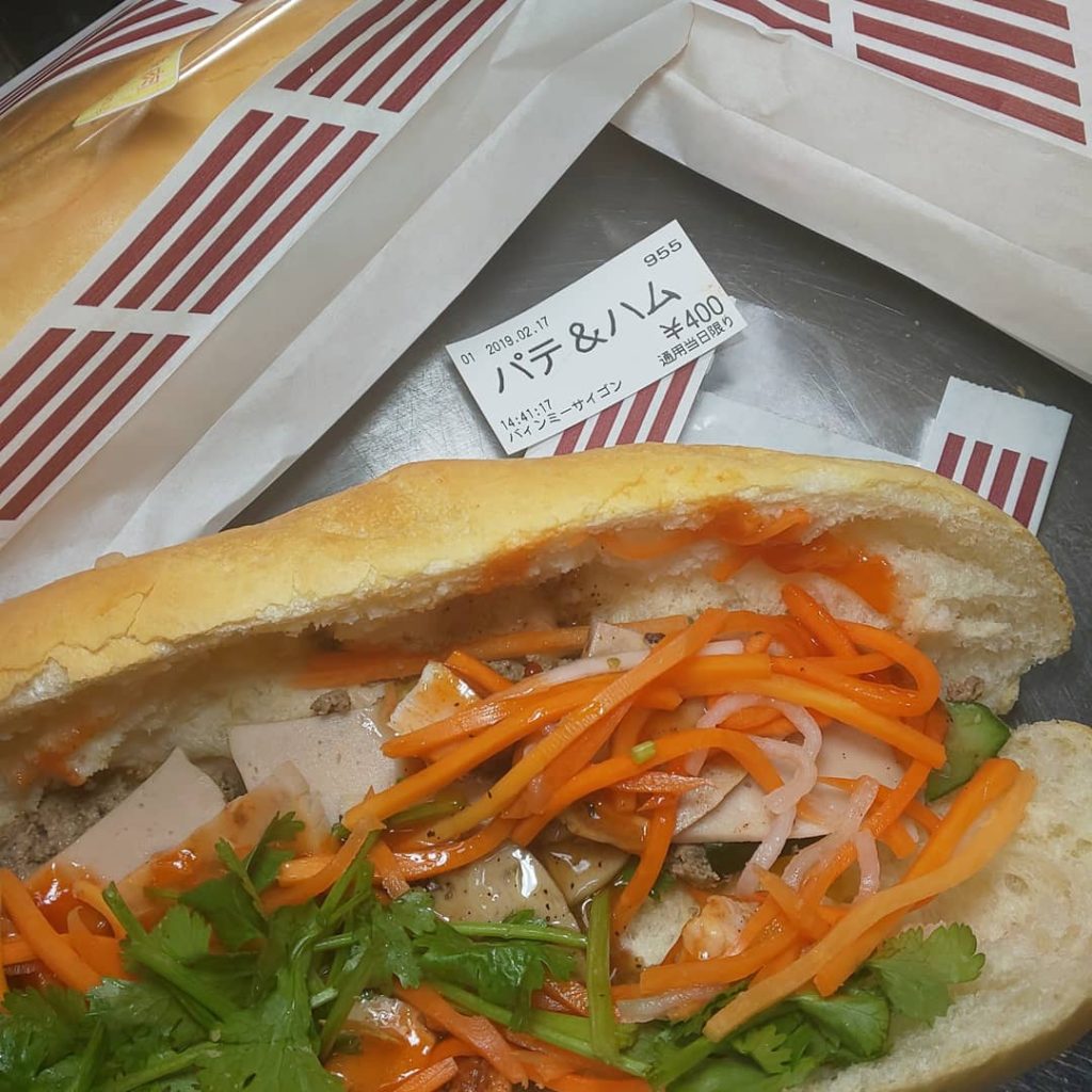 Quán bánh mì Sài Gòn tại Nhật mang tới những ổ bánh mì Sài Gòn chuẩn vị