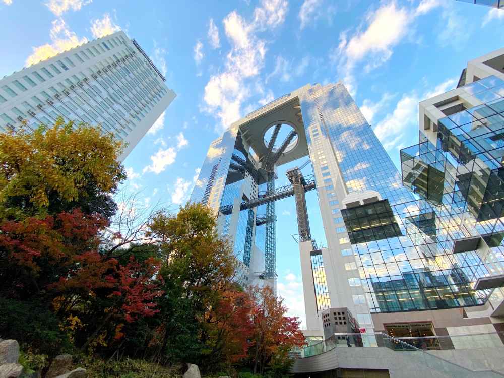 Umeda Sky Building có cấu trúc 2 tòa nhà nối với nhau độc đáo